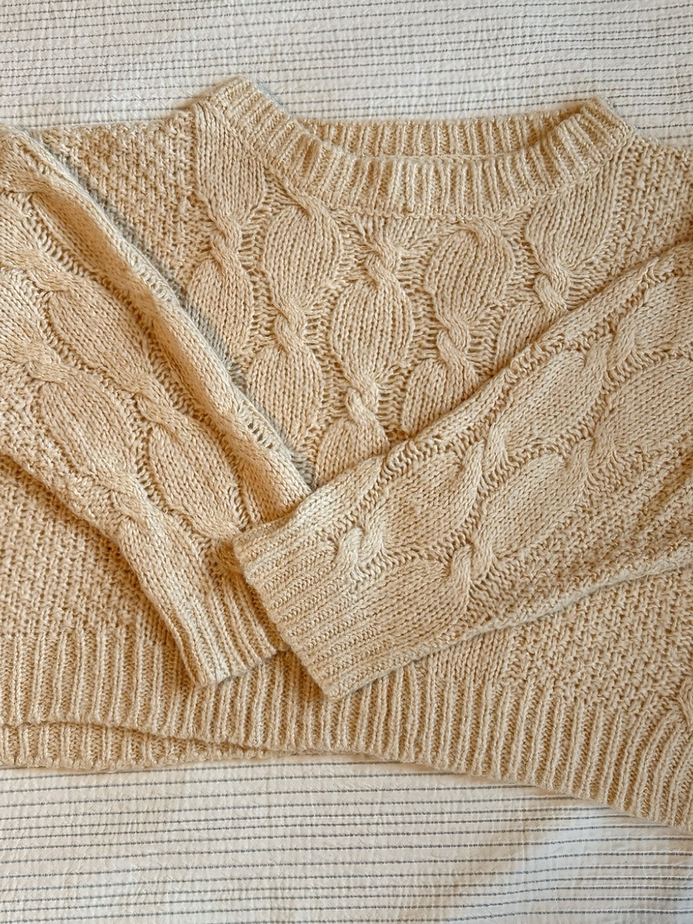 Cozy Cable Knit Crewneck Sweater - Cream